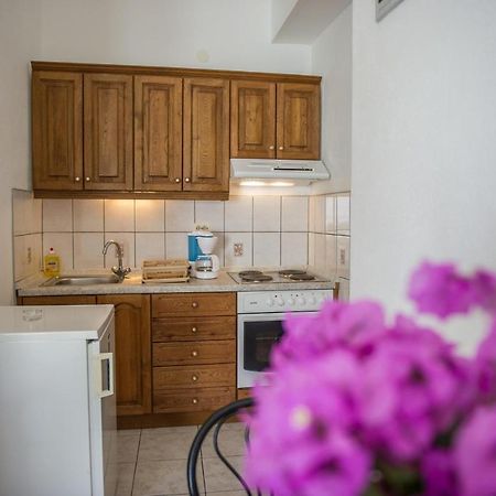 Apartments Skarpa 1601 Rogoznica  Exterior photo