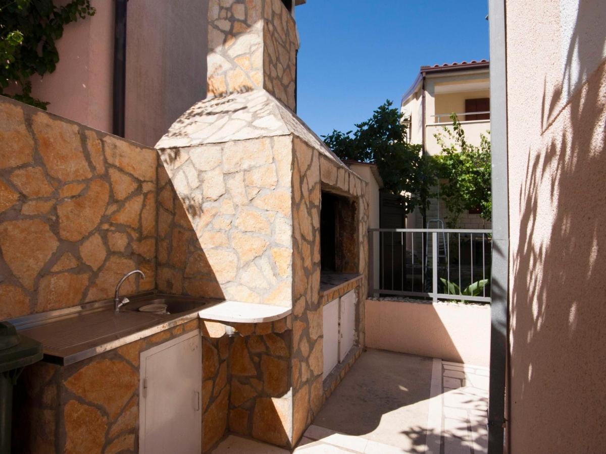 Apartments Skarpa 1601 Rogoznica  Exterior photo