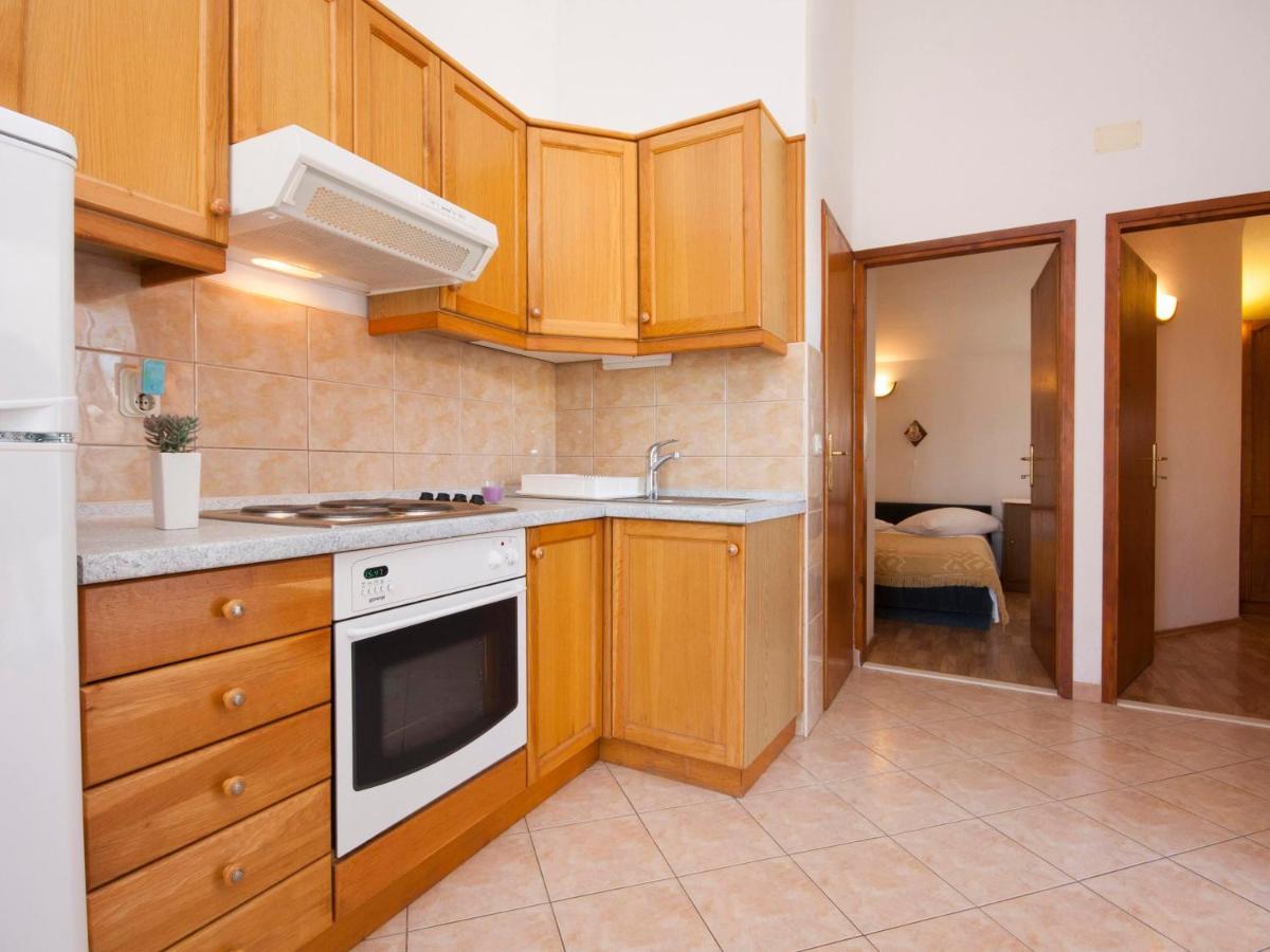 Apartments Skarpa 1601 Rogoznica  Exterior photo